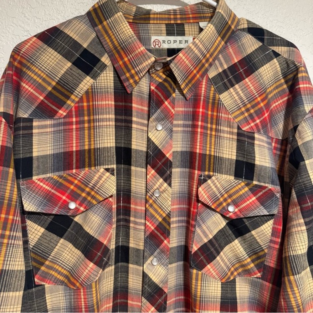 Roper Metallic thread Pearl Snap Button up.